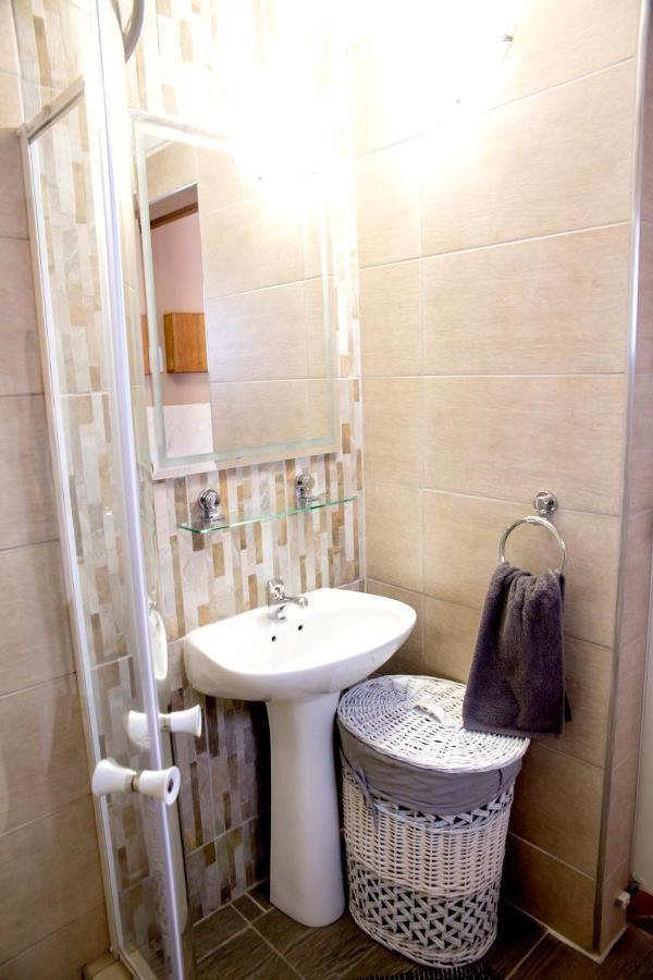 Terrace Lofts Hotel Standerton Ngoại thất bức ảnh